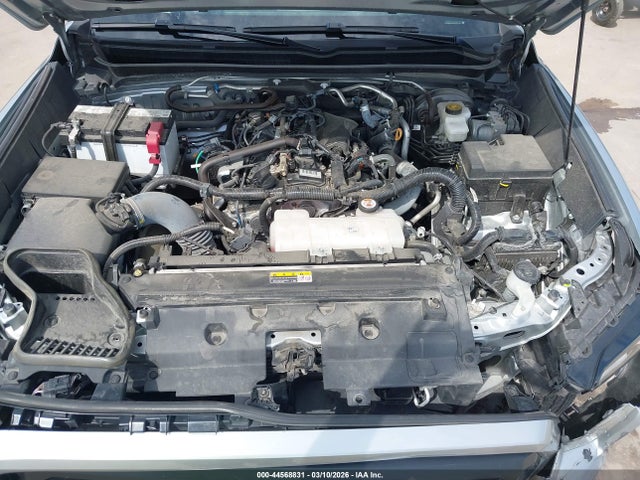 44568831 :رقم المزاد ، 3TYKB5FNXRT011461 vin ، 2024 Toyota Tacoma Sr5 مزاد بيع