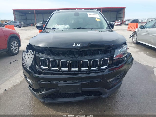 2020 Jeep Compass Latitude 4x4 მანქანა იყიდება აუქციონზე, vin: 3C4NJDBB4LT150077, აუქციონის ნომერი: 44568858