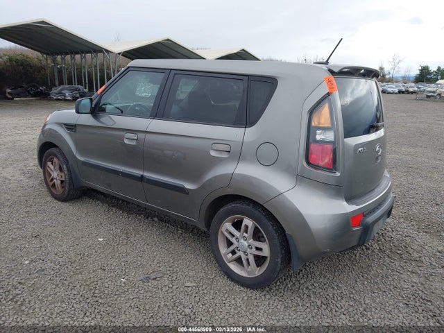 2010 KIA SOUL KNDJT2A24A7076949 Photo 2