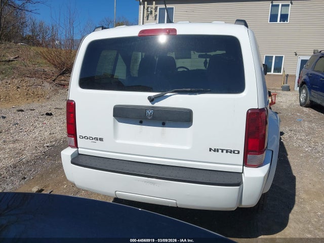44568919 :رقم المزاد ، 1D4PU2GK9BW590403 vin ، 2011 Dodge Nitro Se مزاد بيع