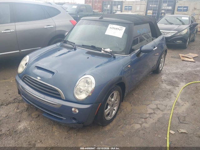 2006 MINI COOPER WMWRF33526TG15493 Photo 1
