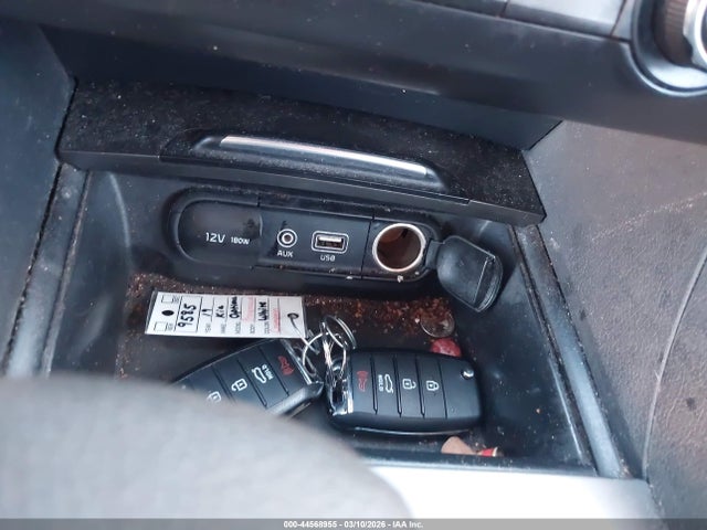 5XXGT4L33KG357676 KIA Optima Lx