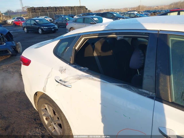 5XXGT4L33KG357676 KIA Optima Lx