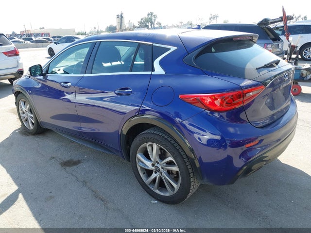 Infiniti QX30 2018 SJKCH5CP3JA040920 Image 3