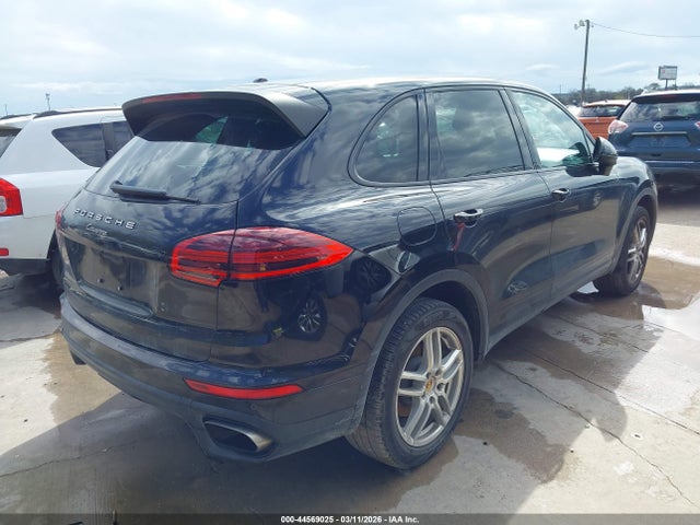 2016 PORSCHE CAYENNE WP1AA2A25GKA10629 Photo 3