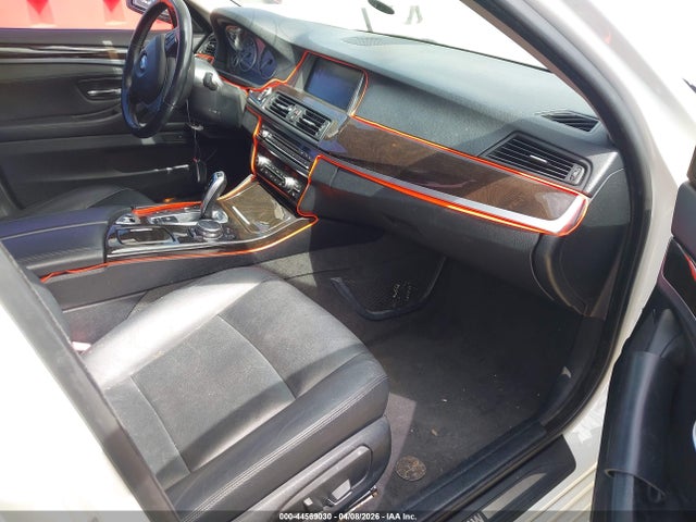44569030 :رقم المزاد ، WBA5A7C55FD622921 vin ، 2015 Bmw 528i Xdrive مزاد بيع