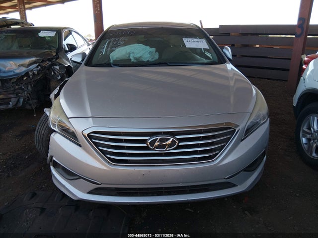 Aukcja sprzedaży 2017 Hyundai Sonata Se, vin: 5NPE24AF8HH590781, numer aukcji: 44569073