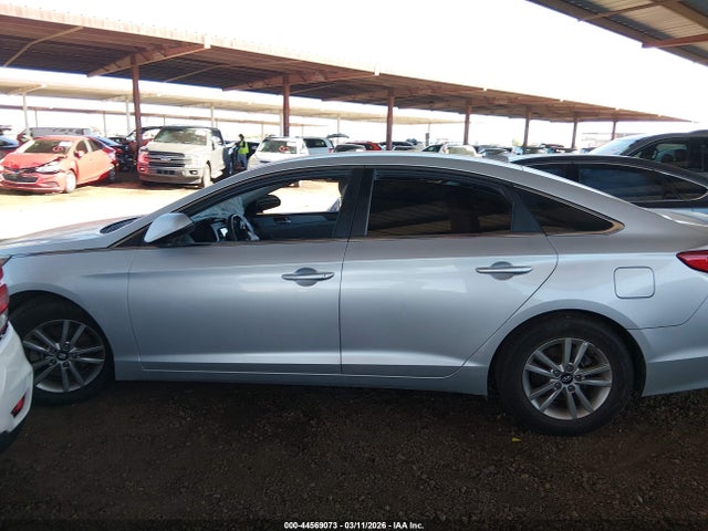 Aukcja sprzedaży 2017 Hyundai Sonata Se, vin: 5NPE24AF8HH590781, numer aukcji: 44569073