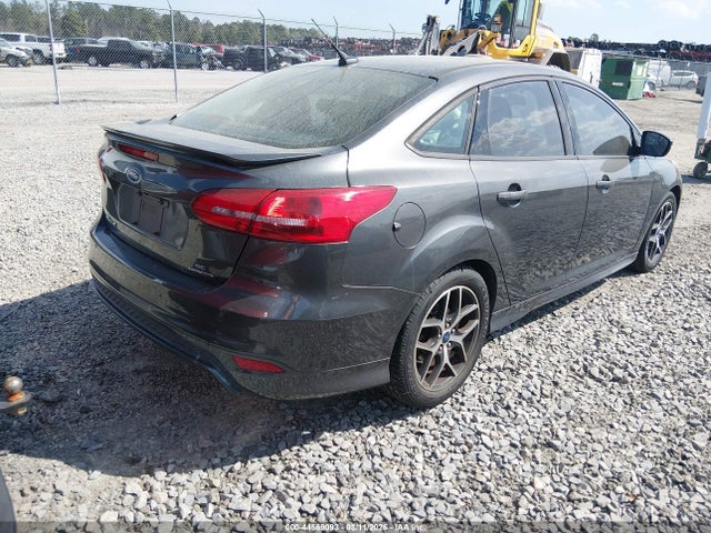 Ford FOCUS SE 2016 1FADP3F20GL385467 Image 4