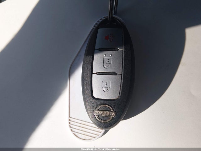 2022 Nissan Rogue S Fwd მანქანა იყიდება აუქციონზე, vin: 5N1BT3AA0NC711370, აუქციონის ნომერი: 44569116
