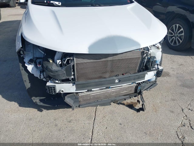 3GNAXJEV5NL240687 Chevrolet Equinox Fwd 2fl