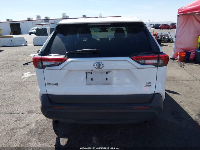 Toyota RAV4 LE 2022 2T3G1RFV3NC258505 Image 17