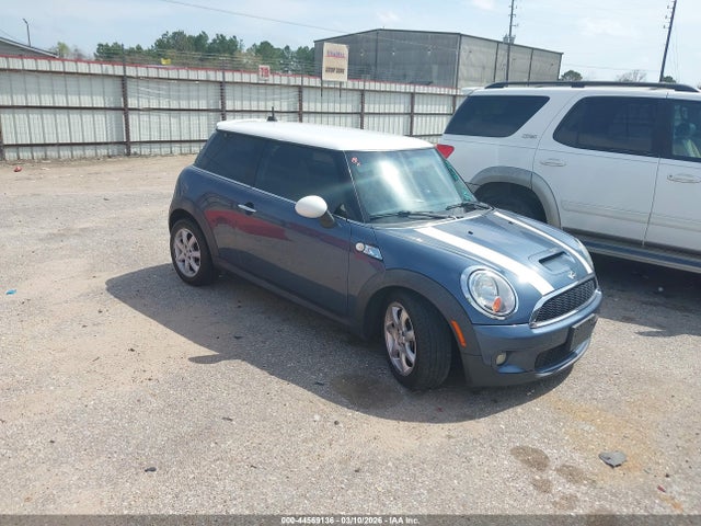 2010 MINI COOPER S WMWMF7C59ATZ72838
