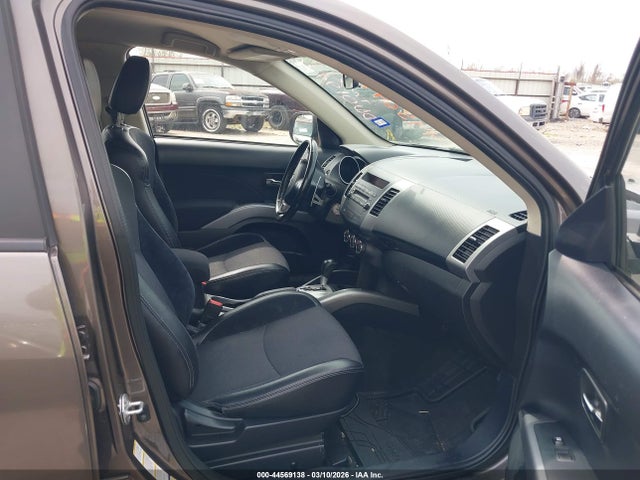 2013 MITSUBISHI OUTLANDER JA4JT3AW9DU019476 Photo 4