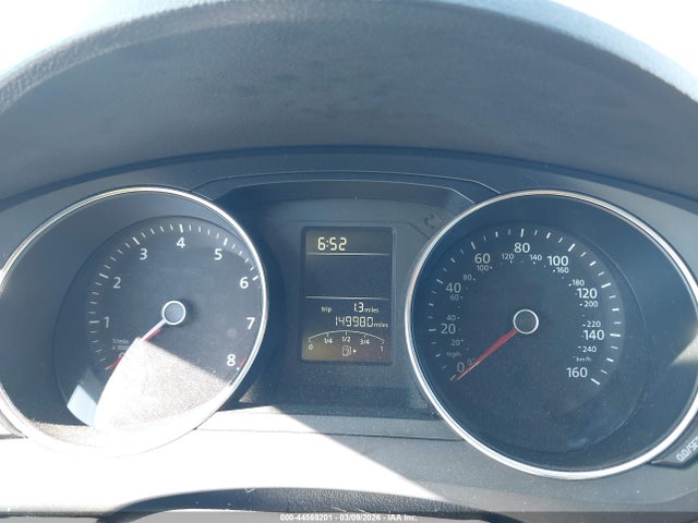 44569201 :رقم المزاد ، 3VWD07AJ7FM313650 vin ، 2015 Volkswagen Jetta 1.8t Se مزاد بيع