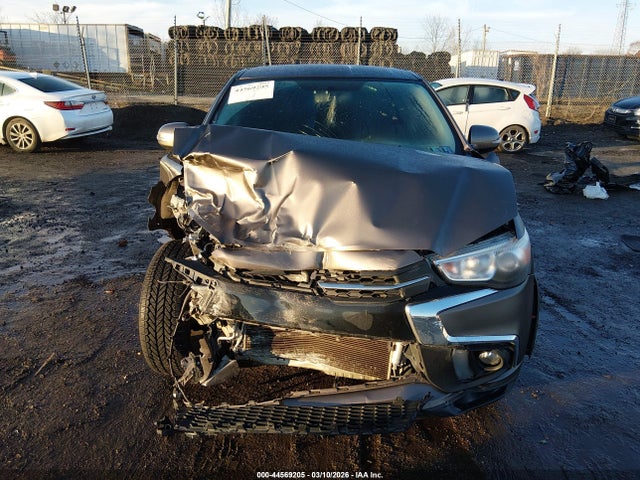 JA4AR3AW7JZ012829 Mitsubishi Outlander Sport 2.4 Se