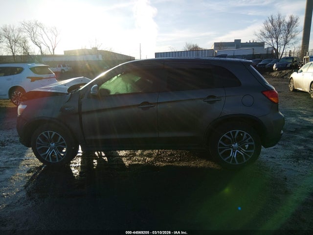 JA4AR3AW7JZ012829 Mitsubishi Outlander Sport 2.4 Se