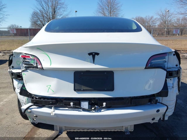 Продажа на аукционе авто 2023 Tesla Model 3 Rear-wheel Drive, vin: 5YJ3E1EAXPF661102, номер лота: 44569258