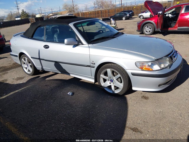 2002 SAAB 9-3 YS3DF75K727015276 Photo 1