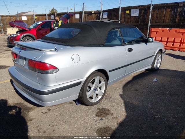 2002 SAAB 9-3 YS3DF75K727015276 Photo 2