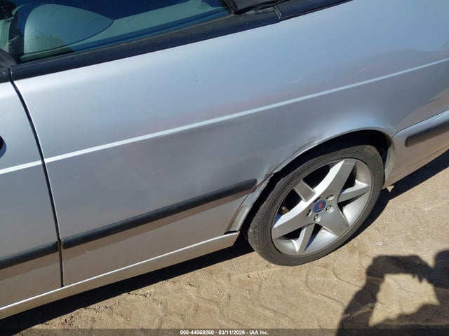 2002 SAAB 9-3 YS3DF75K727015276 Photo 5
