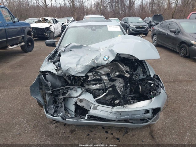 44569262 :رقم المزاد ، 3MW49FF0XP8D70807 vin ، 2023 Bmw M340i M340i Xdrive مزاد بيع