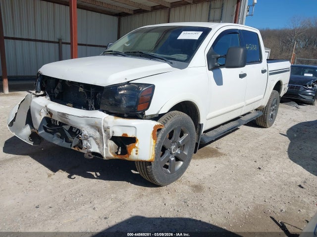 2012 NISSAN TITAN 1N6AA0EC2CN325533 Photo 1