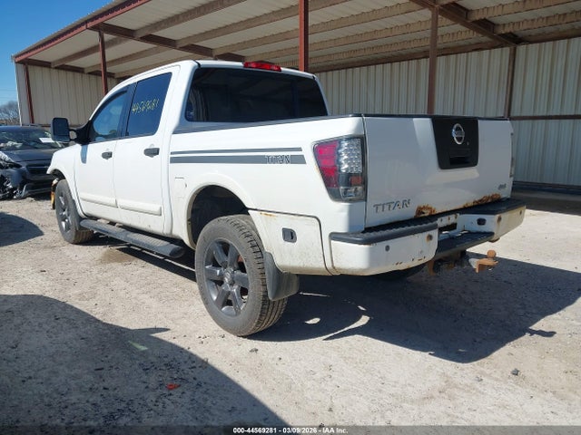 2012 NISSAN TITAN 1N6AA0EC2CN325533 Photo 2