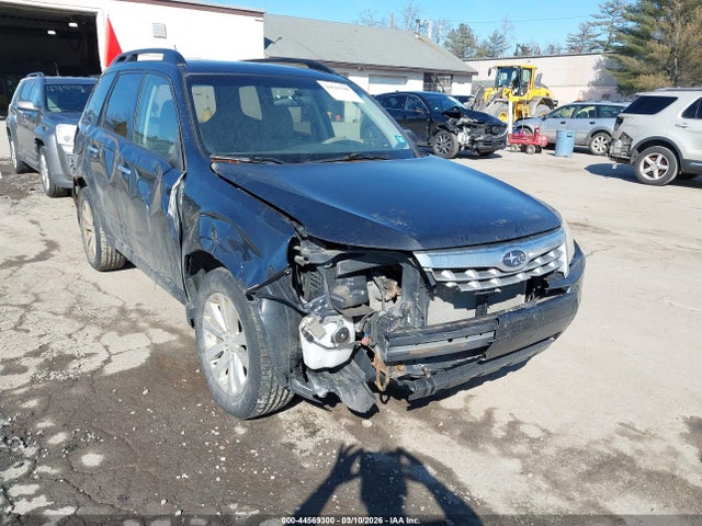 2013 SUBARU FORESTER JF2SHADC1DG419680 Photo 5