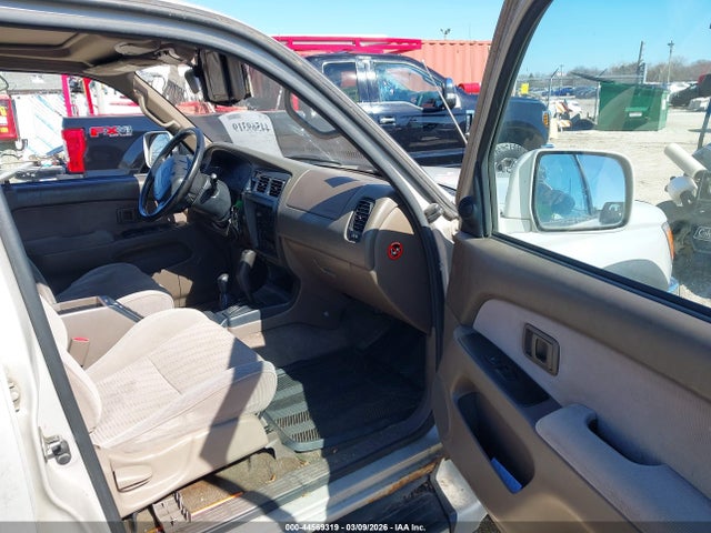 1997 TOYOTA 4RUNNER JT3HN86R5V0089813 Photo 4