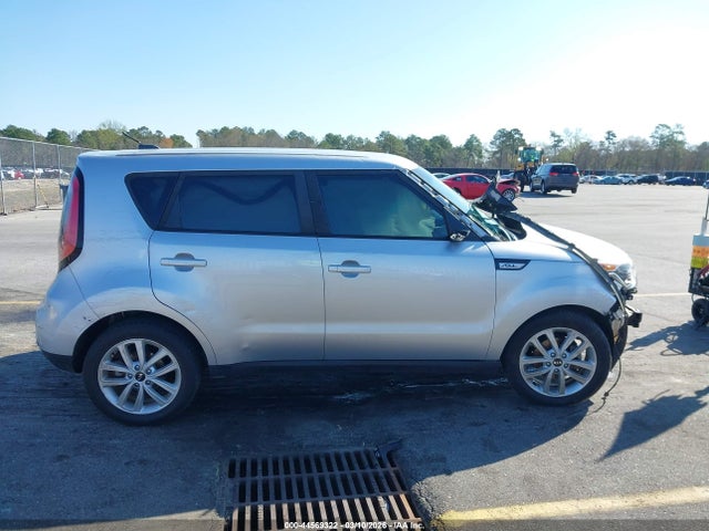 2018 Kia Soul + მანქანა იყიდება აუქციონზე, vin: KNDJP3A5XJ7606913, აუქციონის ნომერი: 44569322