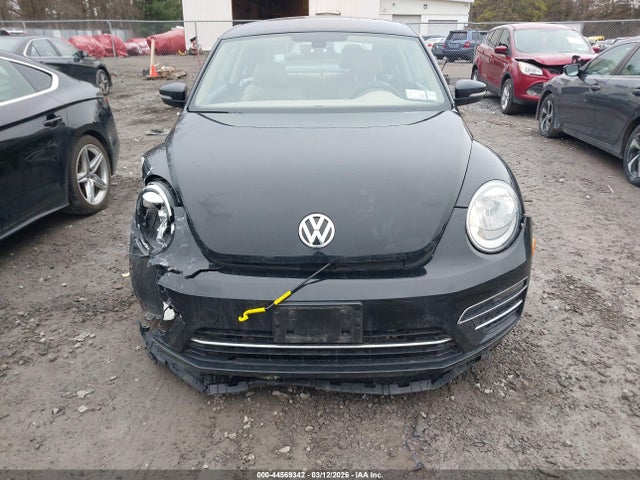 2017 VOLKSWAGEN BEETLE 3VWJ17AT0HM616323 Photo 5