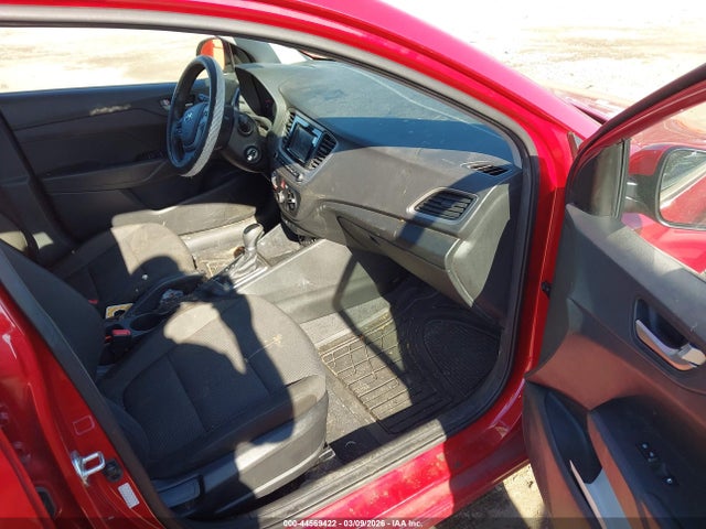 Hyundai ACCENT SE 2019 3KPC24A38KE084991 Image 5