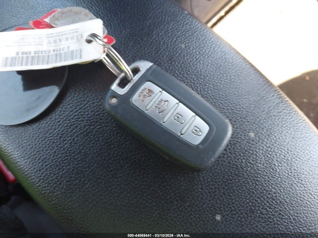 44569441 :رقم المزاد ، 5NPDH4AE5CH117026 vin ، 2012 Hyundai Elantra Limited مزاد بيع