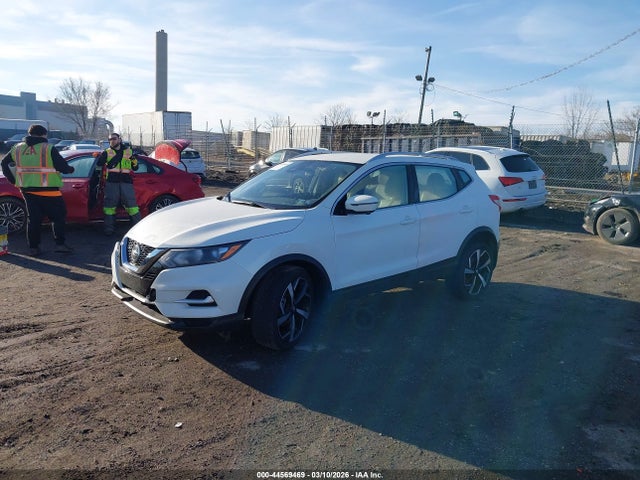 JN1BJ1CW7NW497115 Nissan Rogue Sport Sl Awd Xtronic Cvt