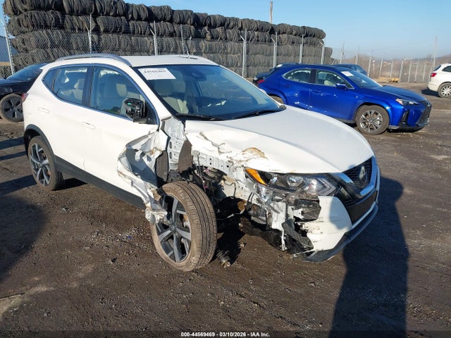 JN1BJ1CW7NW497115 Nissan Rogue Sport Sl Awd Xtronic Cvt
