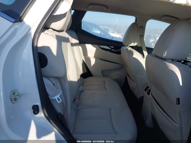 JN1BJ1CW7NW497115 Nissan Rogue Sport Sl Awd Xtronic Cvt