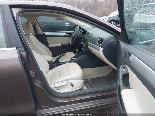 Aukcja sprzedaży 2013 Volkswagen Jetta 2.5l Se, vin: 3VWBP7AJ4DM427475, numer aukcji: 44569475
