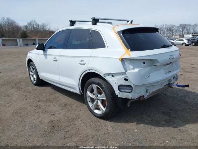 Продаж на аукціоні авто 2020 Audi Q5 Premium Plus 45 Tfsi Quattro S Tronic, vin: WA1BNAFY4L2048097, номер лоту: 44569492