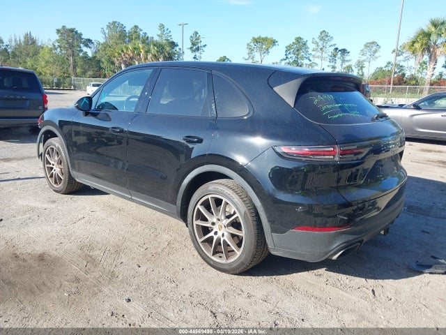 2019 PORSCHE CAYENNE WP1AA2AY0KDA06313 Photo 2
