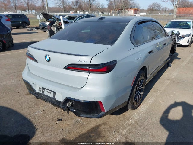 BMW 740i Xdrive 2026 WBA33EH05TCW02916 Image 4