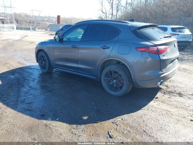 44569543 :رقم المزاد ، ZASPAKBN0M7D09519 vin ، 2021 Alfa Romeo Stelvio Ti Awd مزاد بيع