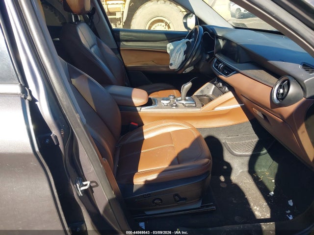 44569543 :رقم المزاد ، ZASPAKBN0M7D09519 vin ، 2021 Alfa Romeo Stelvio Ti Awd مزاد بيع