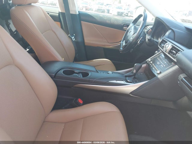 2017 LEXUS IS 300 JTHCM1D25H5024519 Photo 4
