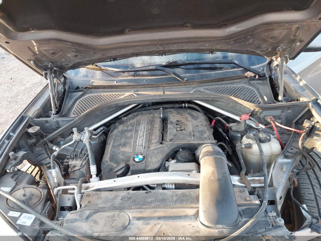 44569612 :رقم المزاد ، 5UXKR2C32H0X07403 vin ، 2017 Bmw X5 Sdrive35i مزاد بيع