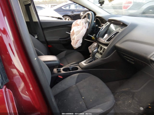 Ford FOCUS SE 2014 1FADP3K2XEL274217 Image 5