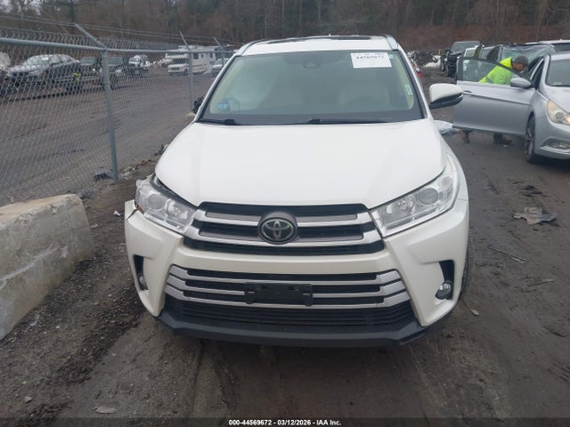 2017 Toyota Highlander Xle მანქანა იყიდება აუქციონზე, vin: 5TDJZRFH9HS514479, აუქციონის ნომერი: 44569672