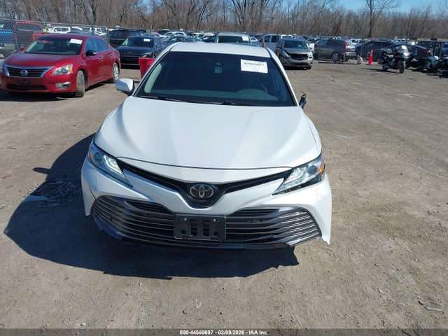 4T1B11HK5JU051355 Toyota CAMRY XLE