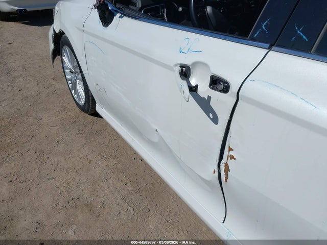 4T1B11HK5JU051355 Toyota CAMRY XLE