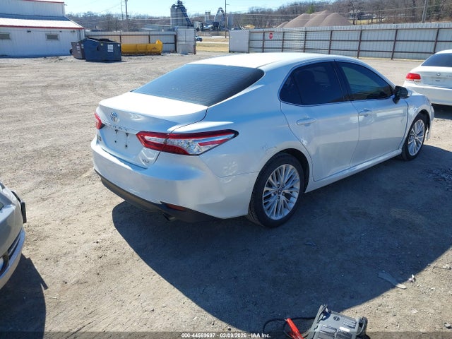 4T1B11HK5JU051355 Toyota CAMRY XLE